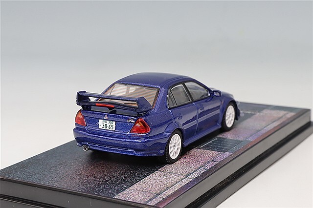 Tarmac 1/64 三菱 ランサー エボリューション VI トミ・マキネン