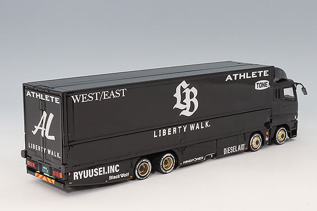 Tarmac 1/64 三菱 FUSO (ふそう) スーパーグレート LB-TRUCKS