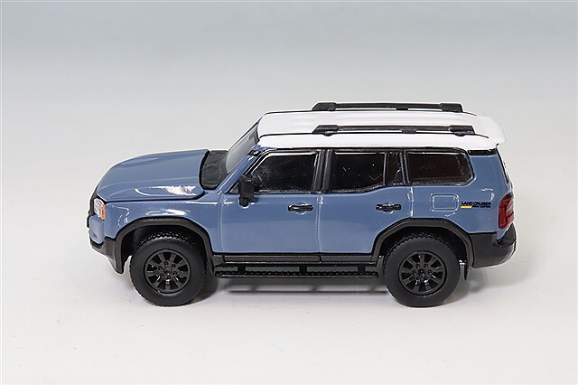 Trends Hobby 1/64 トヨタ ランドクルーザー 250 ブルー