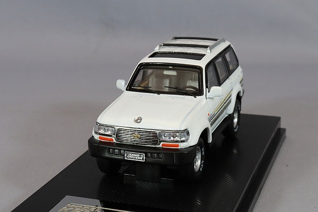 KENGFai(ケンファイ) 1/64 トヨタ ランドクルーザー パールホワイト