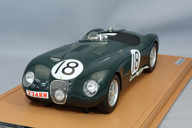 特価 AUTOart (1/18) ジャガー C-type AUTOart 1:43 Jaguar C-Type, Silver