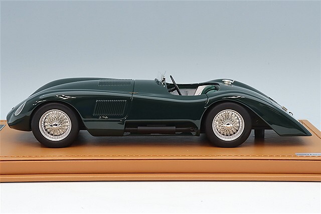 1/18 オートアート ジャガー Cタイプ ブリティッシュグリーン 未展示品 テクノモデル 1/18 ジャガー Cタイプ ロングテール 1952 ルマン24H
