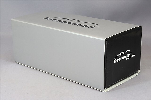 ブリンクマン＆ファン デル フルフト 作品集 BF Love&Fashion | フリュー株式会社 プリントシール機事業サイト