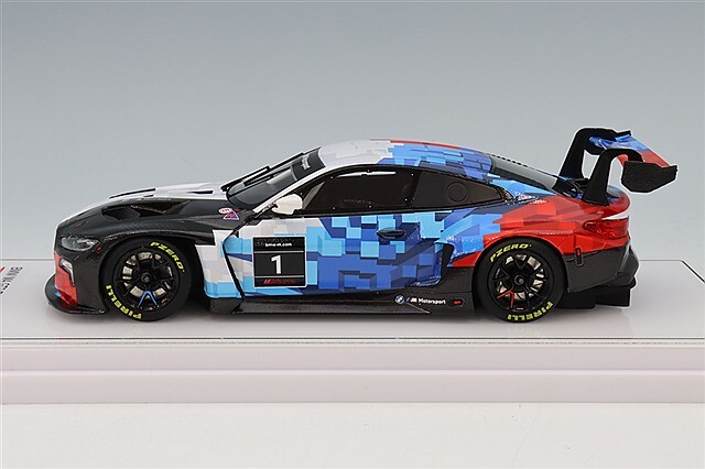 TSM 1/43 BMW M4 GT3 EVO プレゼンテーション