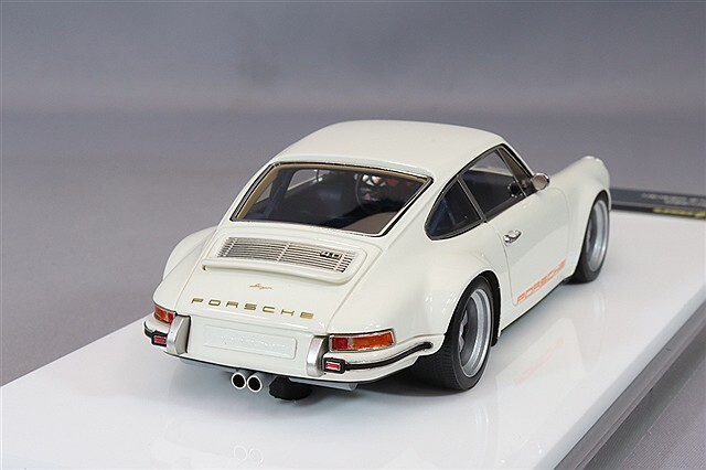 VISION 1/43 シンガー 911 (964) クーペ アイボリーホワイト