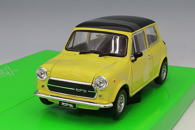 GALANITE スエーデン製　ガラニテ　ソフビ製　ミニクーパー　4台　ミニカー GALANITE スエーデン製 ガラニテ ソフビ製 ミニクーパー 4台
