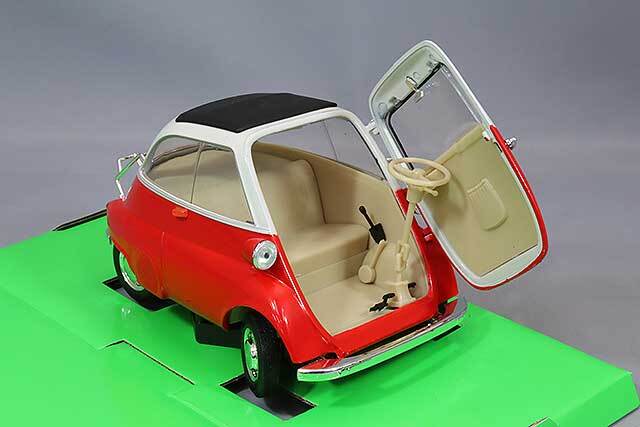 1/18 BMW イセッタ 250 ＆ キャンピングトレーラー 美品 1/18 BMW イセッタ 250 ＆ キャンピングトレーラー 美品