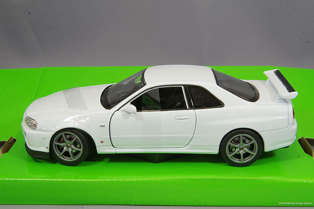 スカイラインGTR R34 日産 1/24 ミニカー 白 H178｜Yahoo!フリマ
