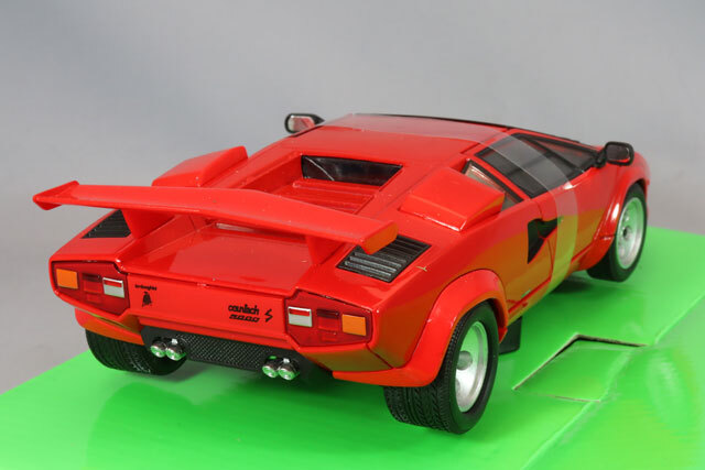 カウンタック WELLY 1/24 ランボルギーニ カウンタック レッド