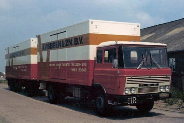 ☆予約品☆ WSI 1/50 DAF 2600 リジッドボックストラック 4x2