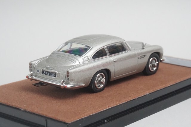 ☆予約品☆ XiaoGuang MODEL 1/64 アストンマーティン DB5 007Ver