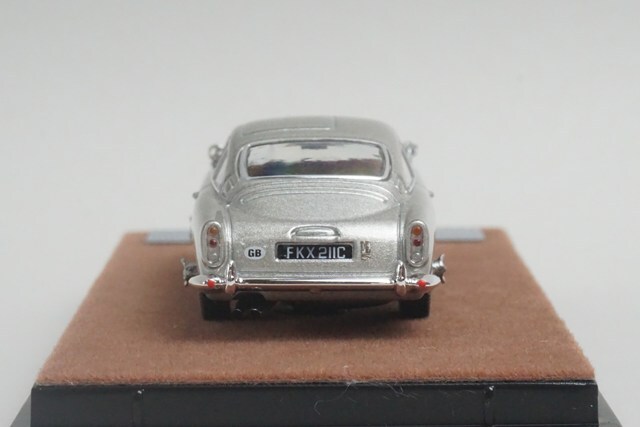 ☆予約品☆ XiaoGuang MODEL 1/64 アストンマーティン DB5 007Ver