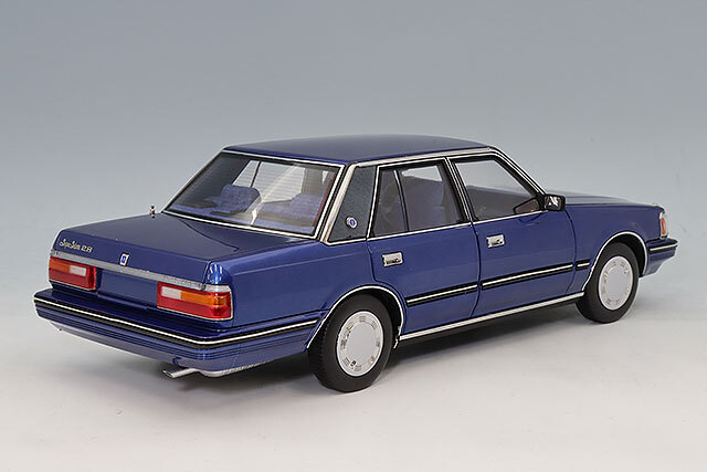 ヴィギナー　クラウン XiaoGuang MODEL 1/18 トヨタ クラウン MS122 ディープブルー