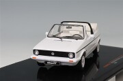 ミニカー　VW　フォルクスワーゲン　ゴルフⅠ　カブリオレ　ホワイト VW ゴルフ 1 カブリオレ 50周年記念ギフトセット (プラモデル