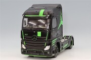 S2400204.jpg