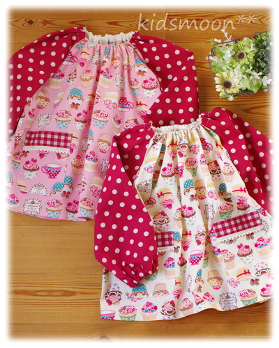 【スイーツ・カップケーキ】襟ゴム ラグラン袖 かぶりスモック