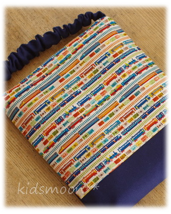 【タイニートレイン】座布団カバー 防災頭巾入れ（サイズ変更料込み）