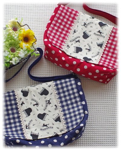 幼稚園・保育園の入園グッズ【縫製済み・サイズオーダー不可】通園ショルダーバッグ・ねこちゃんとピアノ（サンプル品）