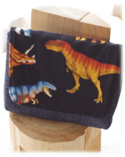 【リアルな恐竜】封筒型お弁当ケース（サイズ変更料込み）