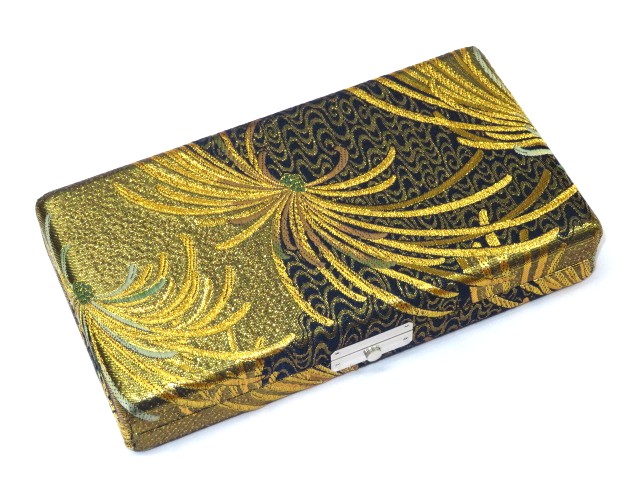 浅草創業110年 【三味線・お琴・胡弓の老舗 菊岡 中むら】 修理・販売