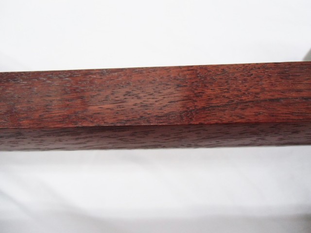 三味線　黒檀　丸内胴 新品 地唄三味線 花梨 丸打ち胴 黒檀糸巻き ji-karin005