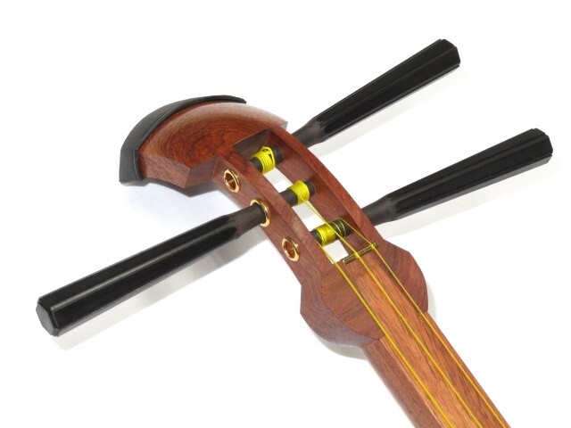 新品三味線　花梨長唄