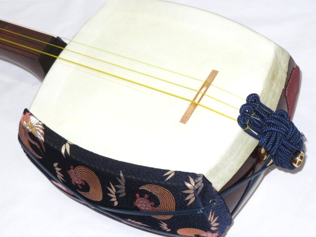 中古三味線　紅木　津軽