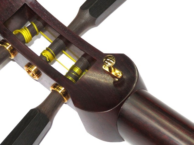 中古三味線　紅木　津軽