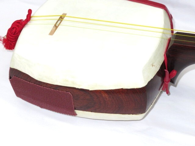 中古三味線　紅木　津軽