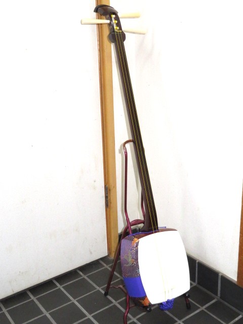 リニューアル中古三味線 紅木 長唄 象牙糸巻き 丸打ち胴 5468