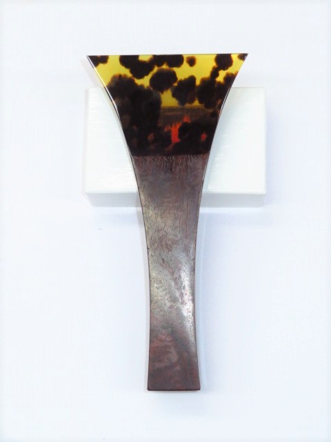 津軽三味線 撥 紅木台 New甲 特注品 手元部紅木台撥 (津軽撥) | 邦楽なび | 三味線バチ