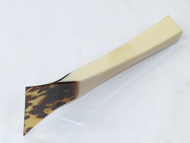 地唄三味線　撥　バチ　鼈甲　一枚甲　メンテナンス済み 三味線撥（バチ）地唄用 鼈甲撥（一枚甲）一覧 【和楽器市場】