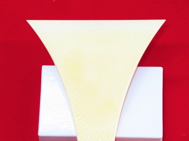 三味線・お琴の老舗 菊岡 中むら】中古 三味線用 象牙製 はぎ撥014