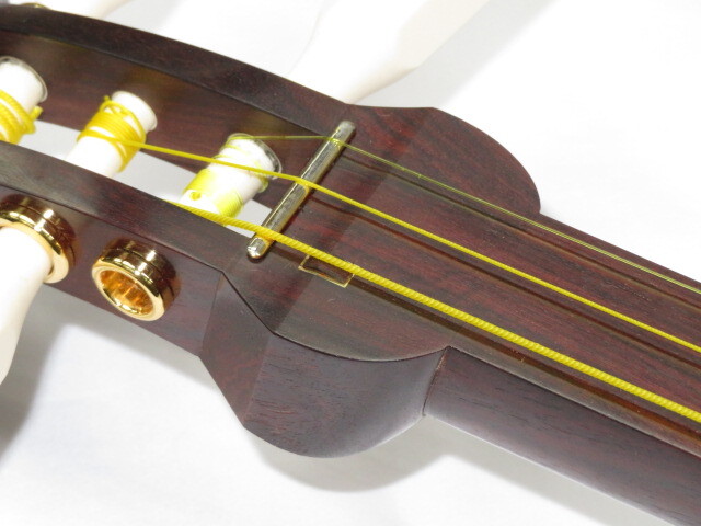 新品三味線　紅木津軽　綾杉胴