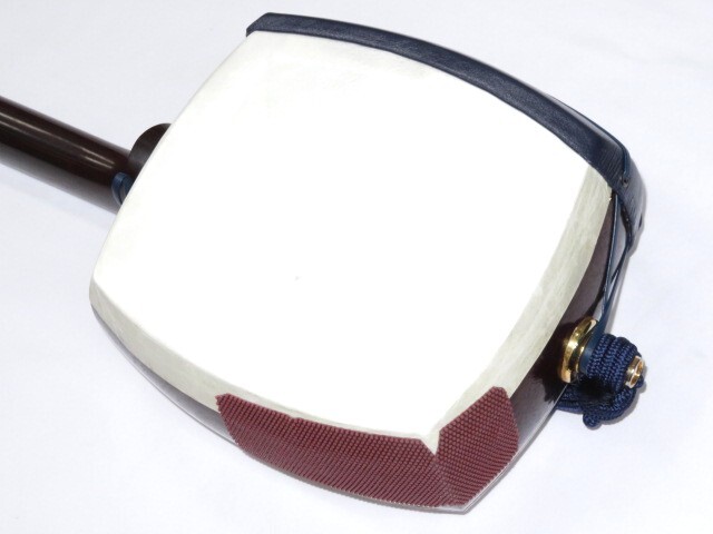 新品三味線　紅木　津軽