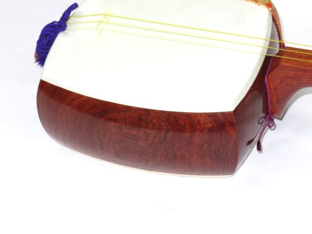 新品三味線　花梨民謡山田地唄