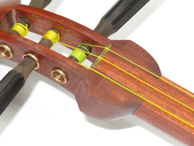 新品三味線　花梨民謡山田地唄