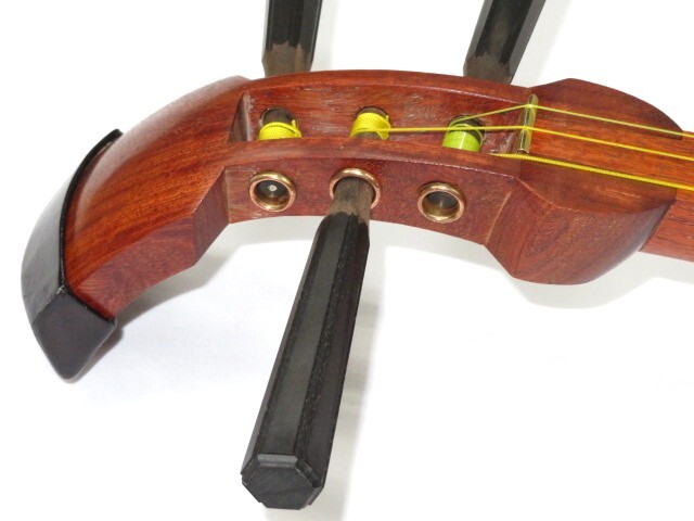 新品三味線　花梨民謡山田地唄