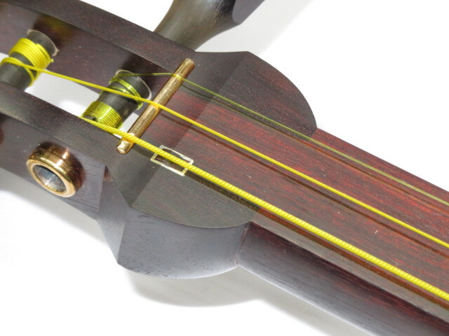 中古三味線　紅木　津軽