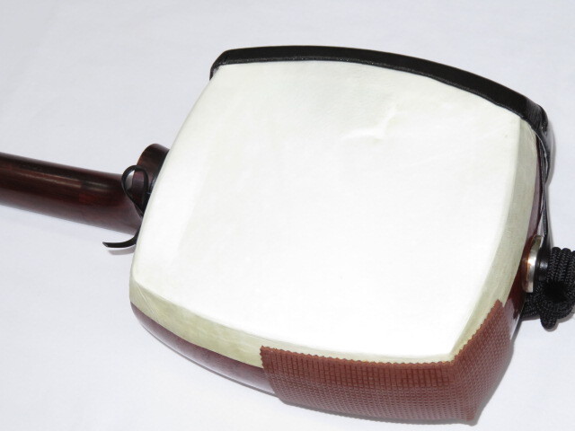 中古三味線　紅木　津軽