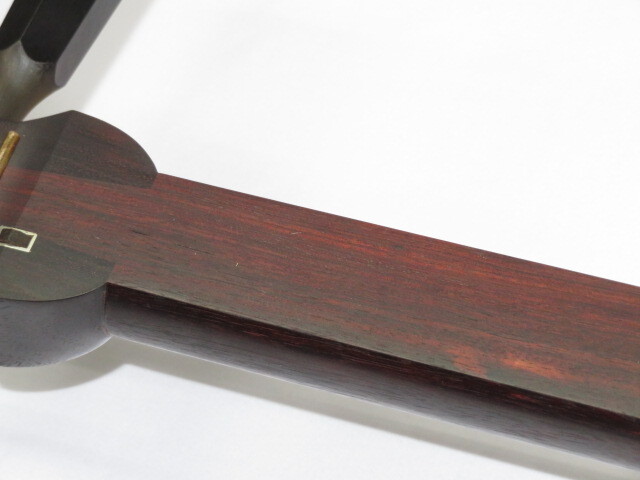 中古三味線　紅木　津軽