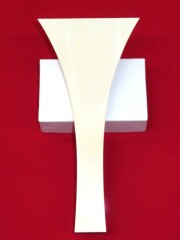 三味線・お琴の老舗 菊岡 中むら】 菊岡 中むらの職人が1丁ずつ