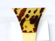 三味線  先耳鼈甲撥 (長唄・民謡) 鞘付き 三味線付属品 先耳鼈甲撥（長唄・民謡用）
