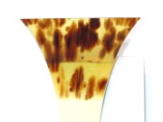 三味線・お琴の老舗 菊岡 中むら】 菊岡 中むらの職人が1丁ずつ丁寧に