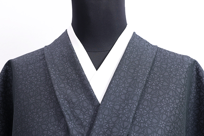 ワタマサ 洗える正絹 【お召し】 広幅  モザイクタイル 黒