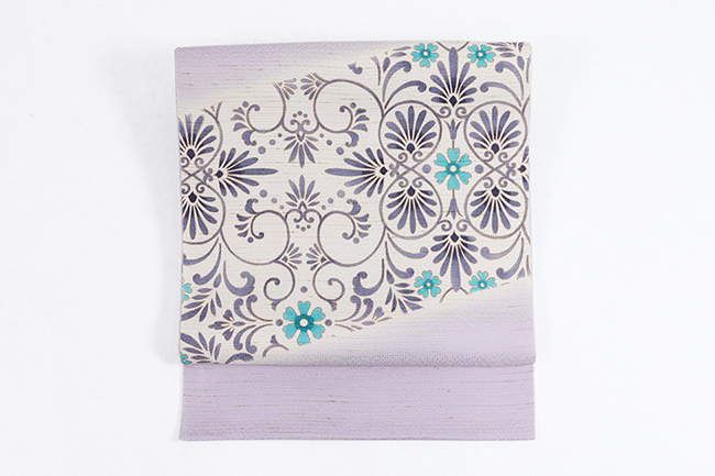 井登美 正絹 九寸名古屋帯 染め アラベスク 紫×白