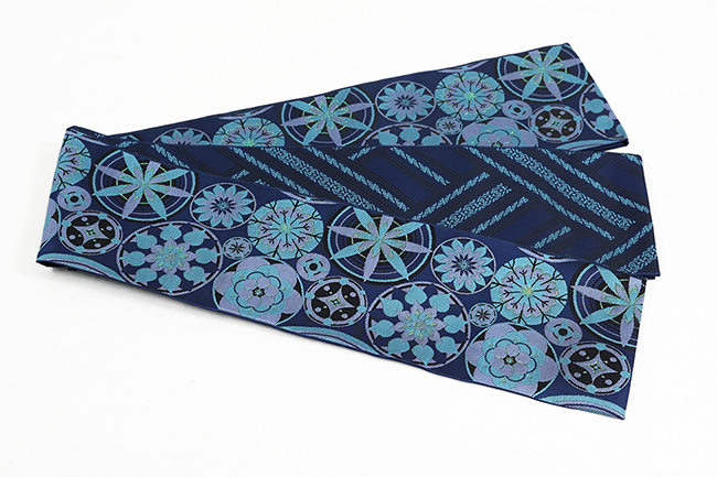 あづまやオリジナル  博多織 黒木織物 正絹 半幅帯 曼荼羅ギュッ 青
