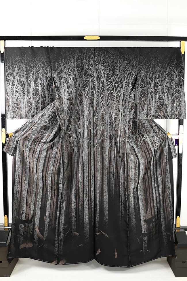 【価格はお問い合わせください】誉田屋源兵衛 正絹着物 お召し 絵羽 「紙世妙」 二人静 はやぶさのいる森 黒