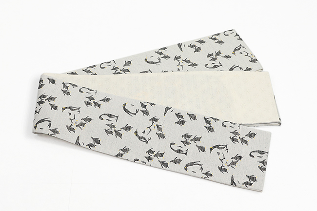 西陣織 蔦屋久兵衛 絹麻両面半幅帯 ペンギン 雪の結晶  灰色×白