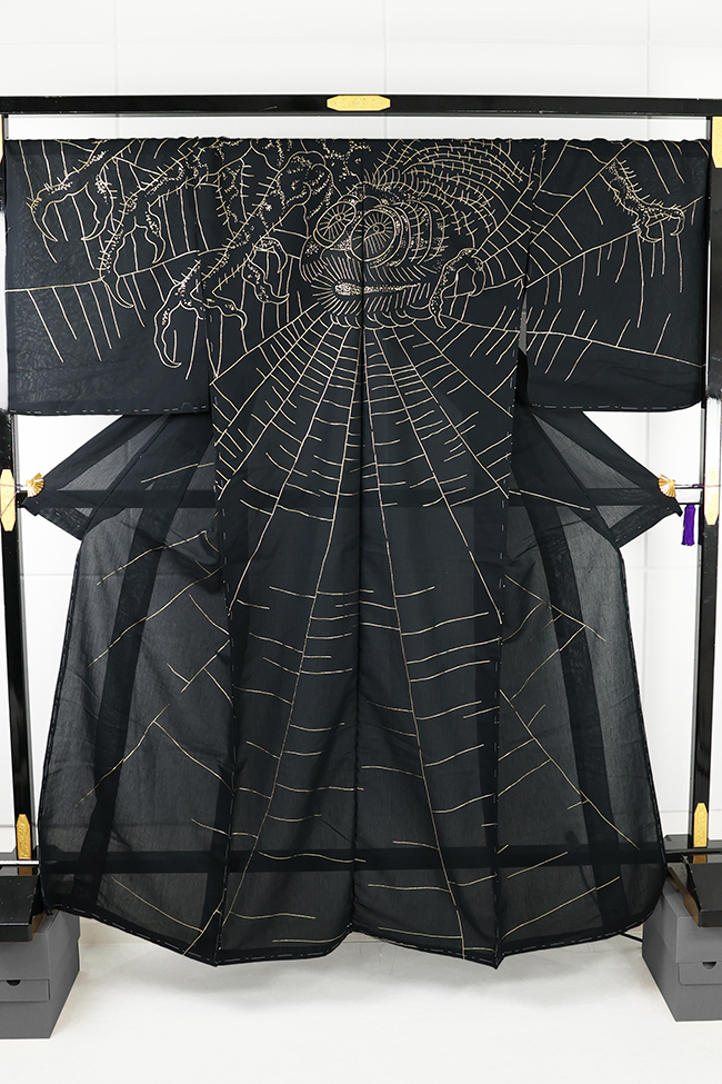 誉田屋源兵衛 絵羽浴衣(ゆかた) 綿 和紙 土蜘蛛 黒 金 ◆男女兼用◆